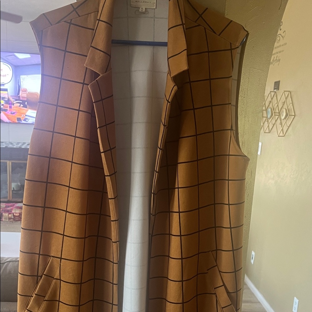 MELLODAY Brown Grid Pattern Vest